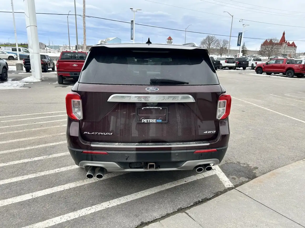 Ford Explorer photo Ford Explorer