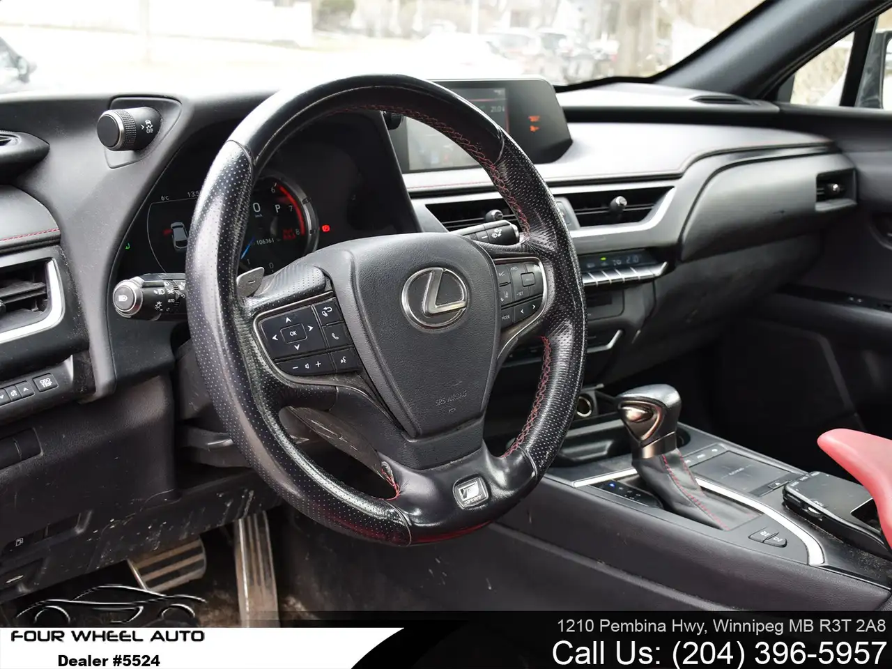 Lexus UX 250h fotografie Lexus UX 250h