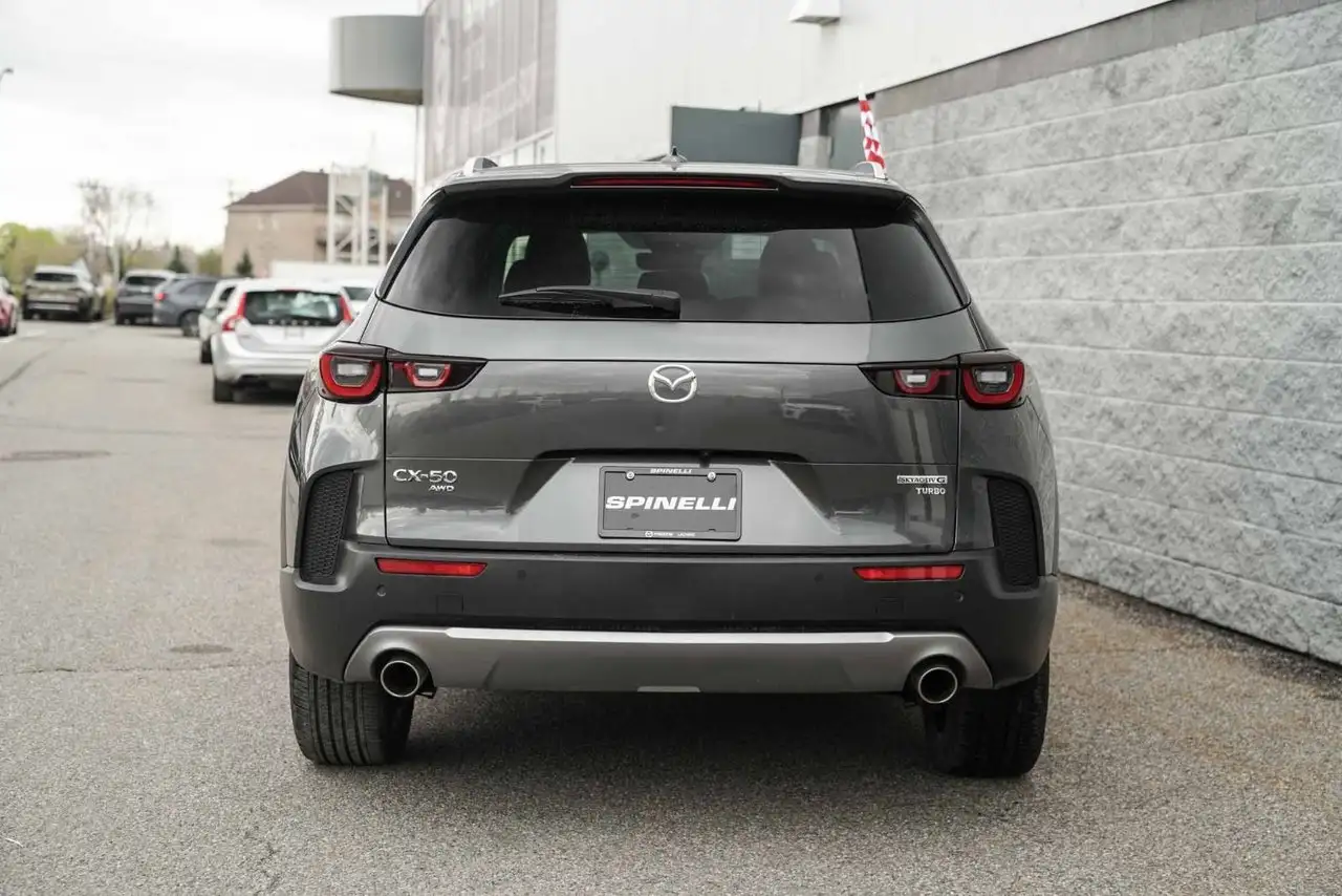 Mazda CX-50 снимка Mazda CX-50