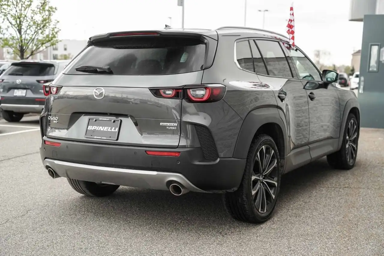 Mazda CX-50 снимка Mazda CX-50