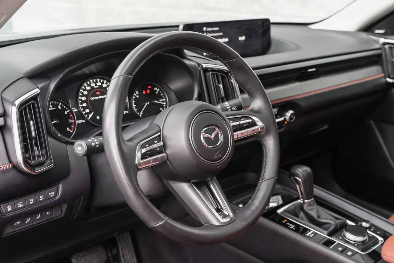 Mazda CX-50 снимка Mazda CX-50