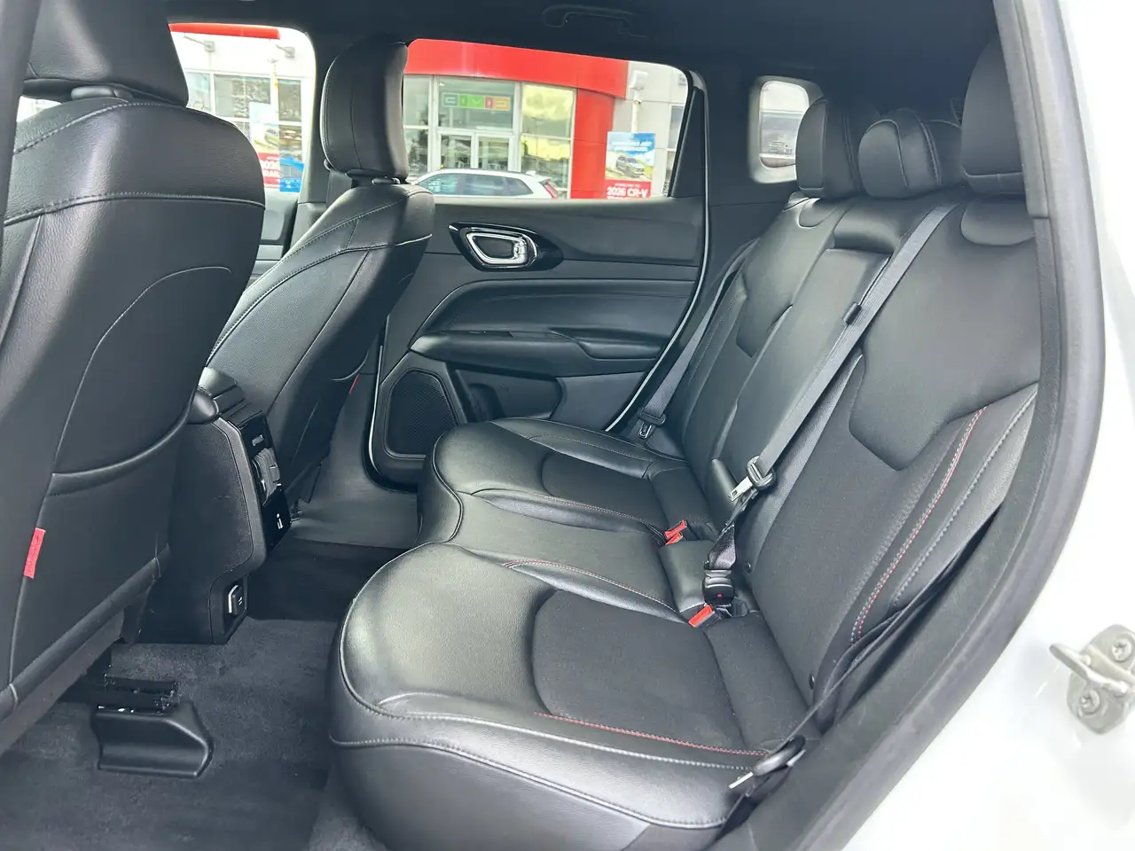 Jeep Compass снимка Jeep Compass