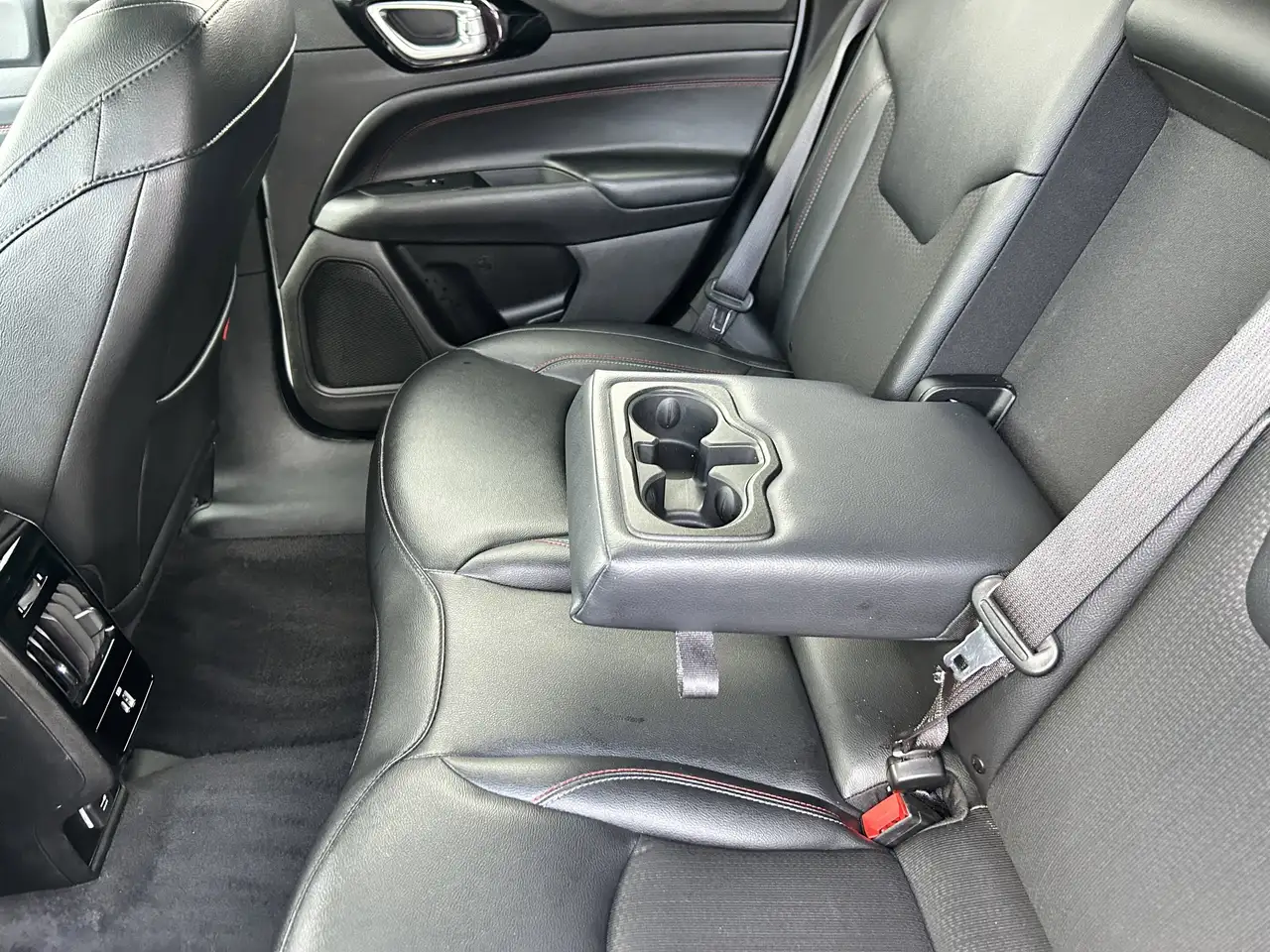 Jeep Compass снимка Jeep Compass