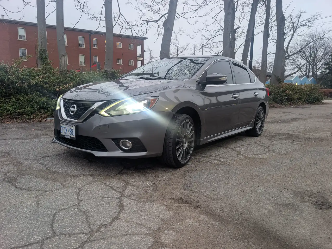 Nissan Sentra fotografie Nissan Sentra