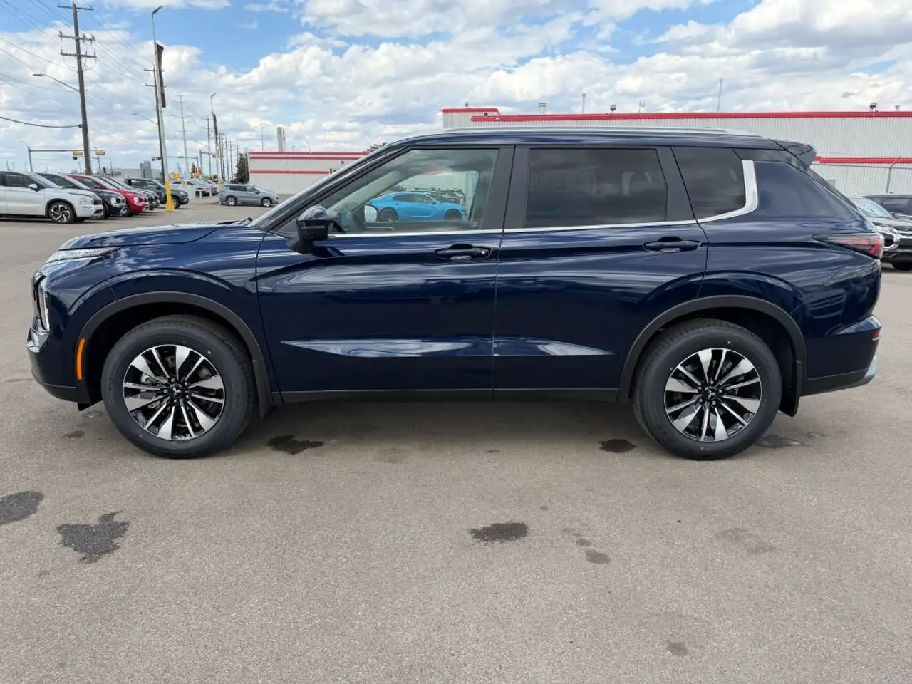 Mitsubishi Outlander снимка Mitsubishi Outlander