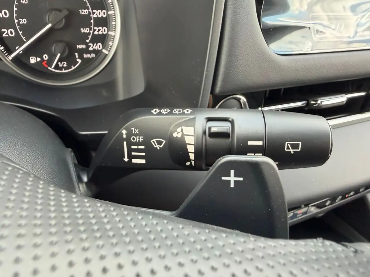 Mitsubishi Outlander снимка Mitsubishi Outlander