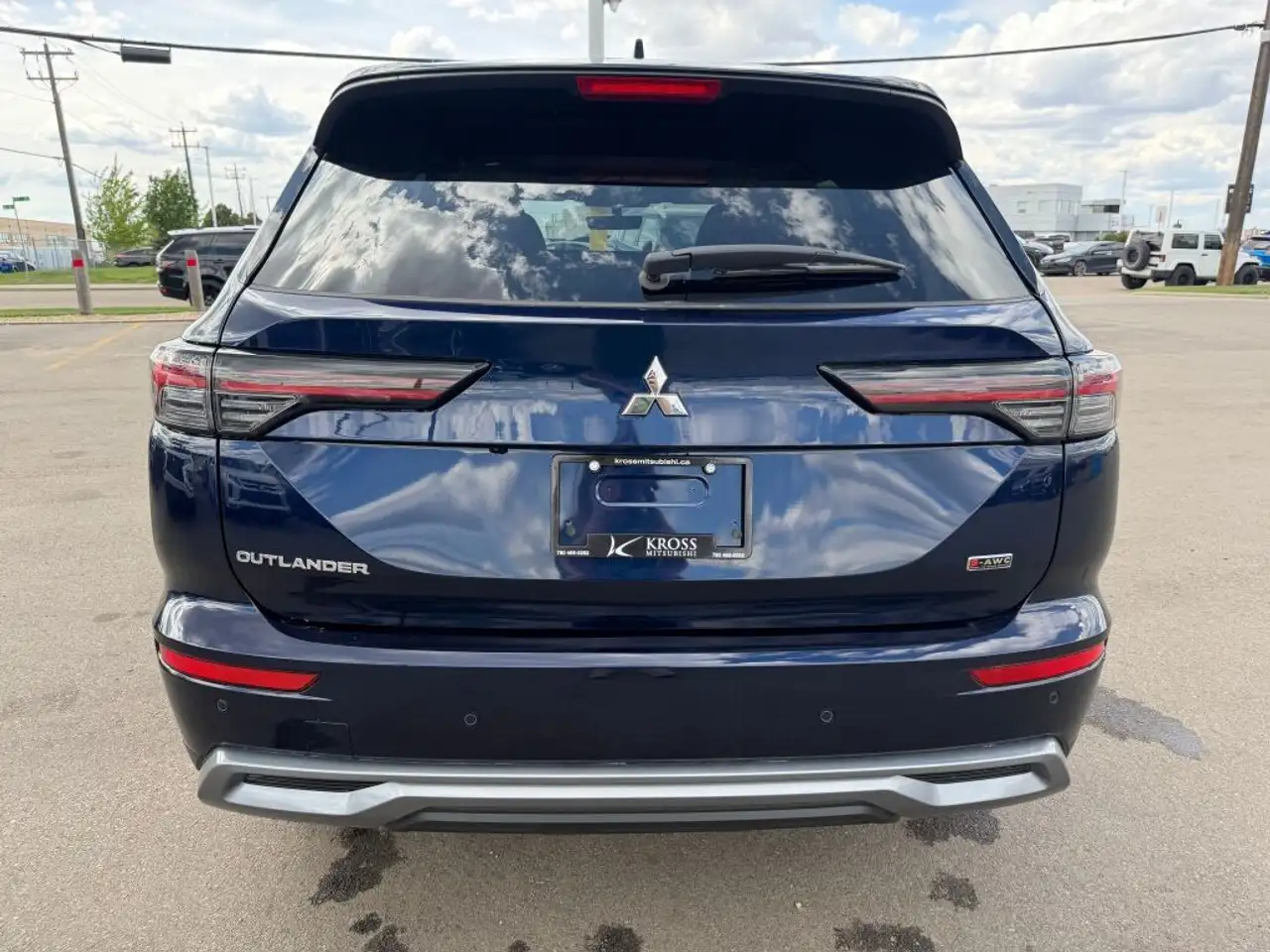 Mitsubishi Outlander снимка Mitsubishi Outlander