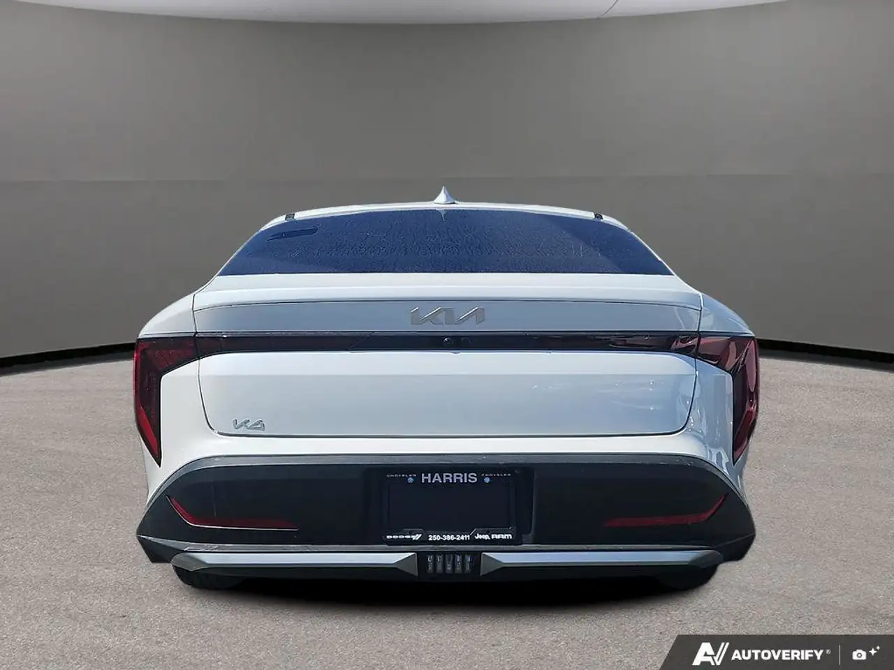 Kia K4 снимка Kia K4