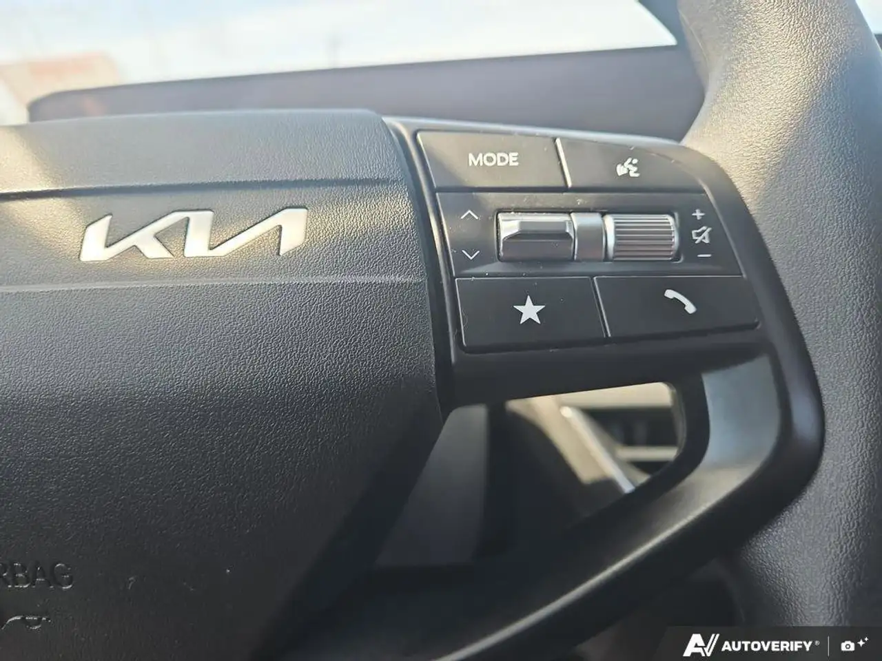 Kia K4 снимка Kia K4