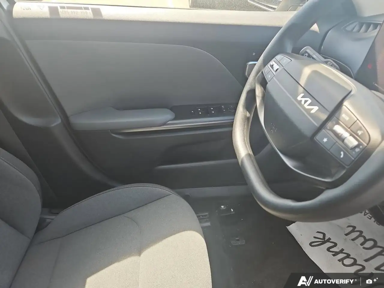 Kia K4 снимка Kia K4