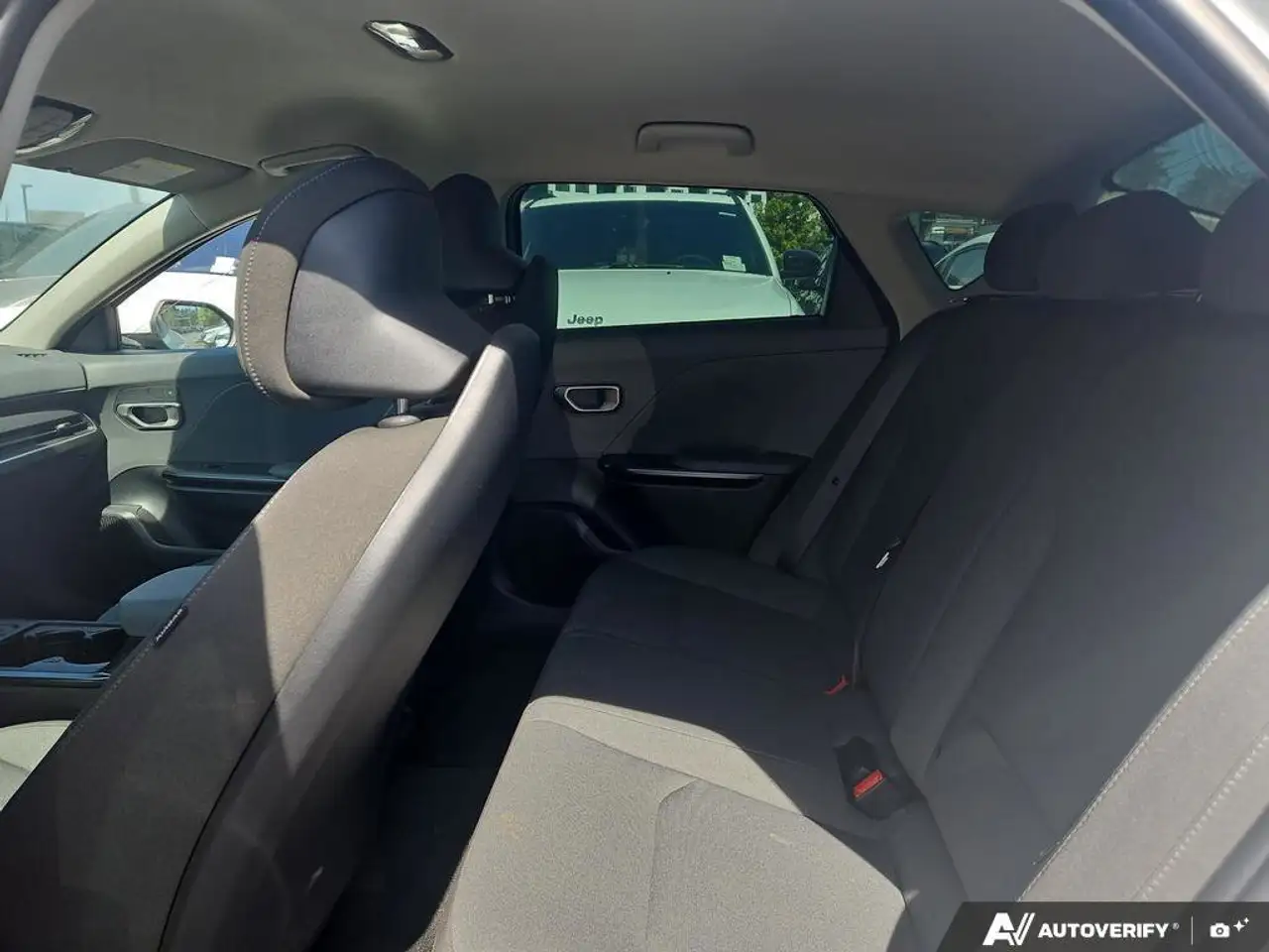 Kia K4 снимка Kia K4