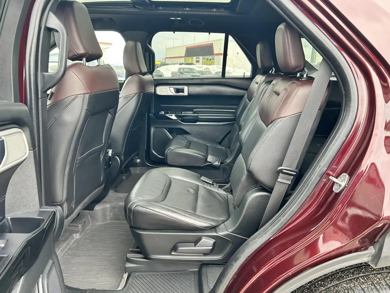 Ford Explorer photo Ford Explorer