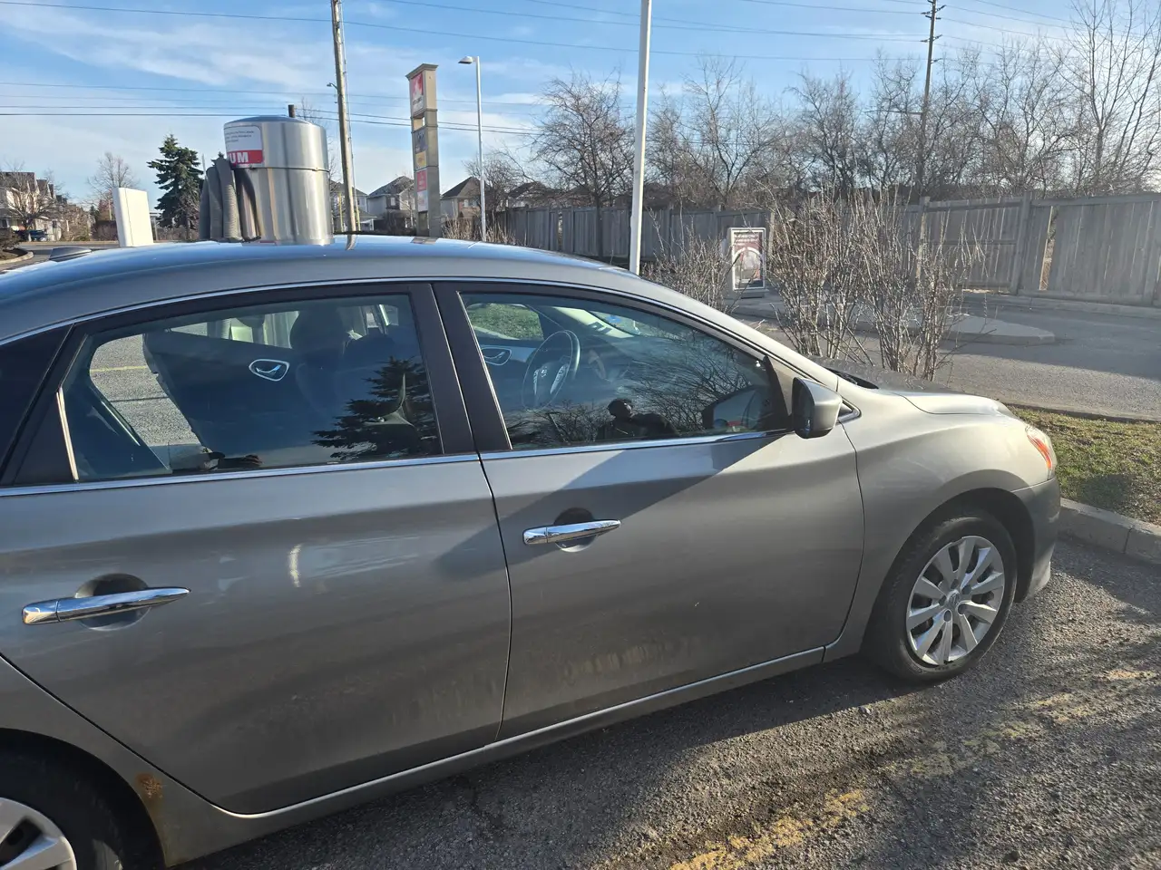Nissan Sentra снимка Nissan Sentra