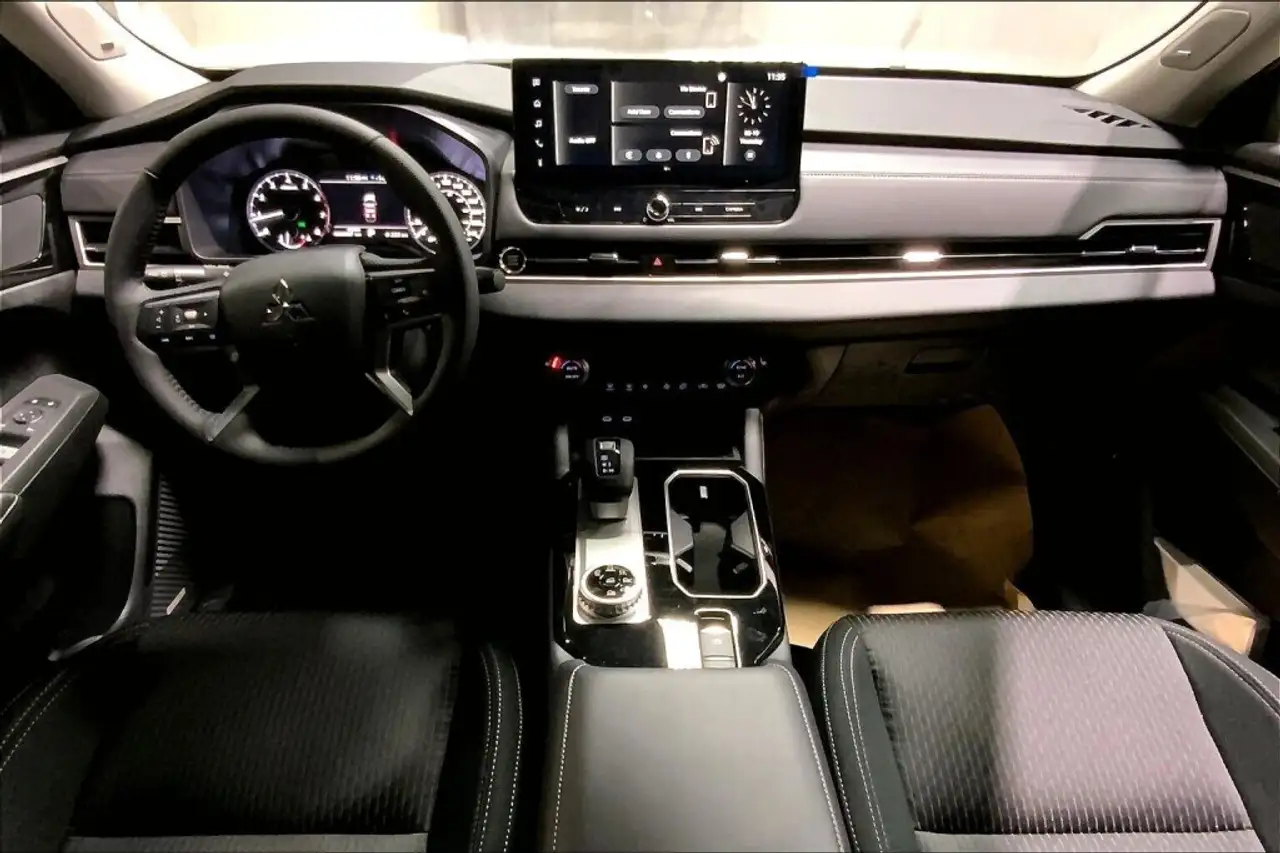 Mitsubishi Outlander fotografie Mitsubishi Outlander