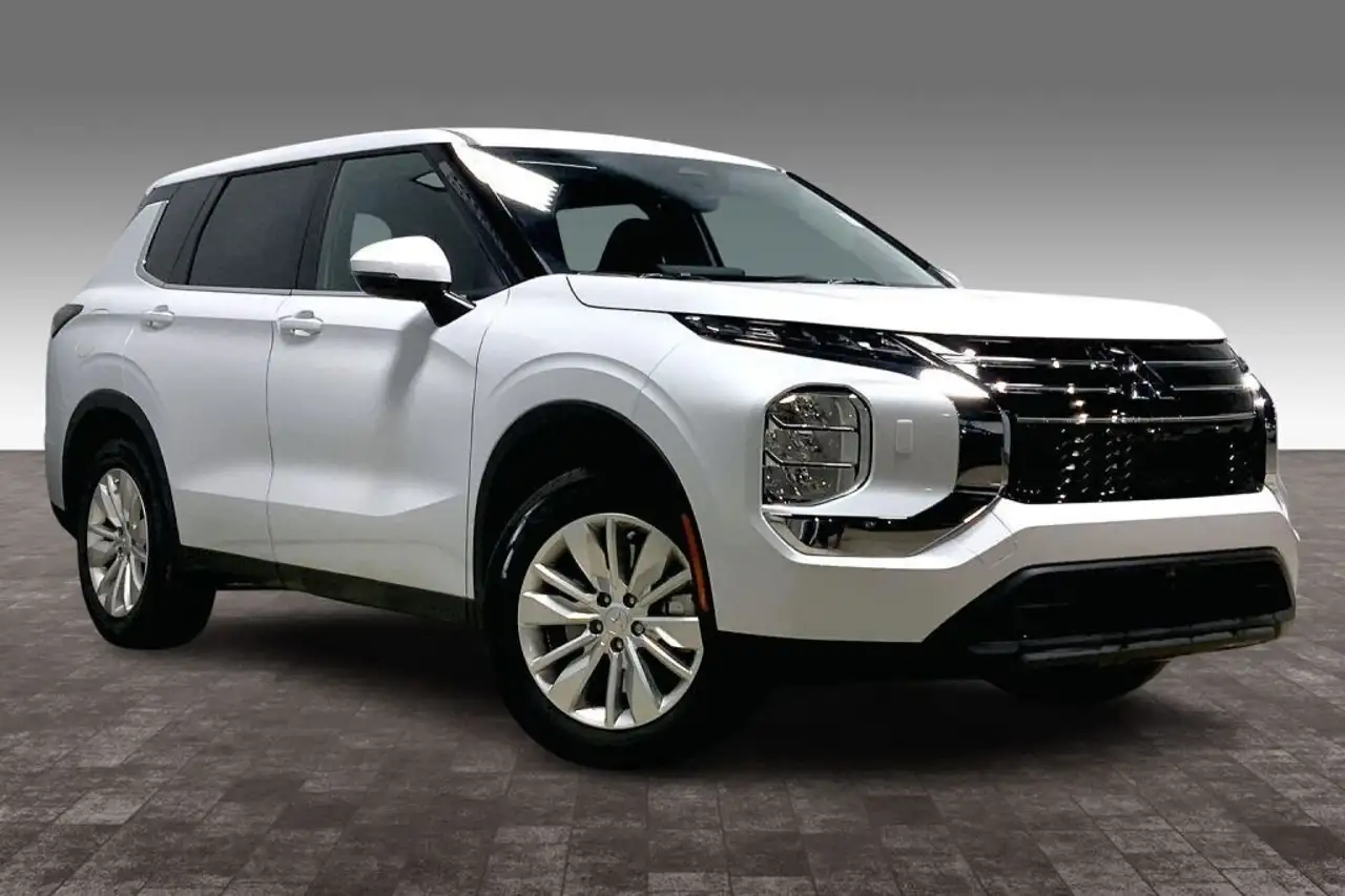 2026 Mitsubishi Outlander