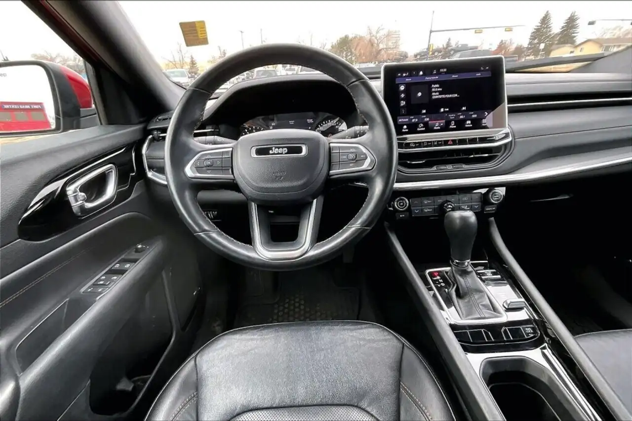 Jeep Compass photo Jeep Compass