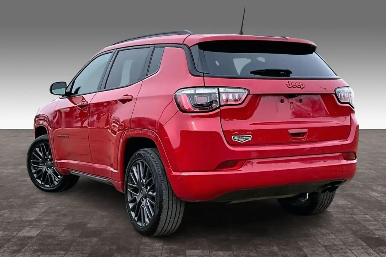 Jeep Compass photo Jeep Compass