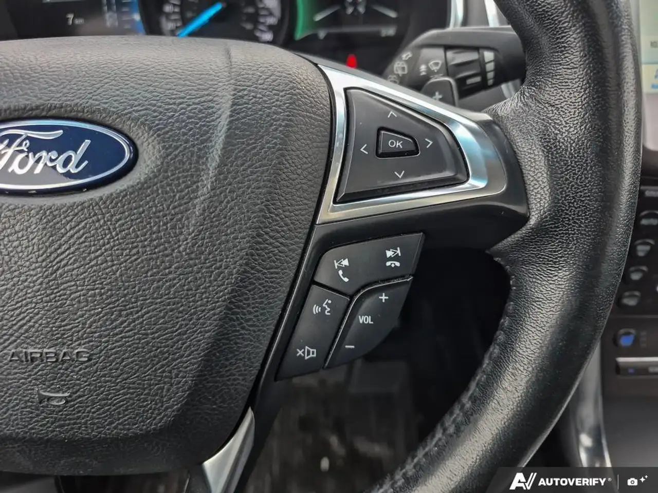 Ford Edge photo Ford Edge