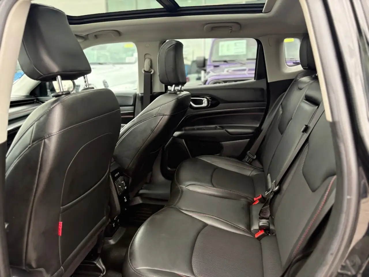 Jeep Compass photo Jeep Compass