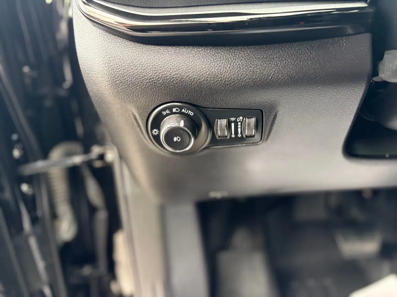 Jeep Compass photo Jeep Compass