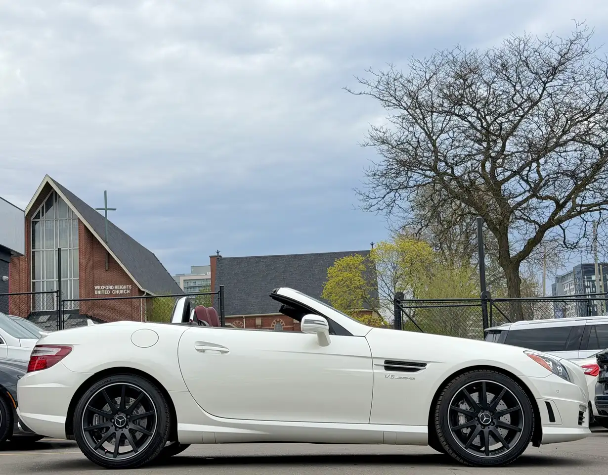 Mercedes-Benz SLK снимка Mercedes-Benz SLK