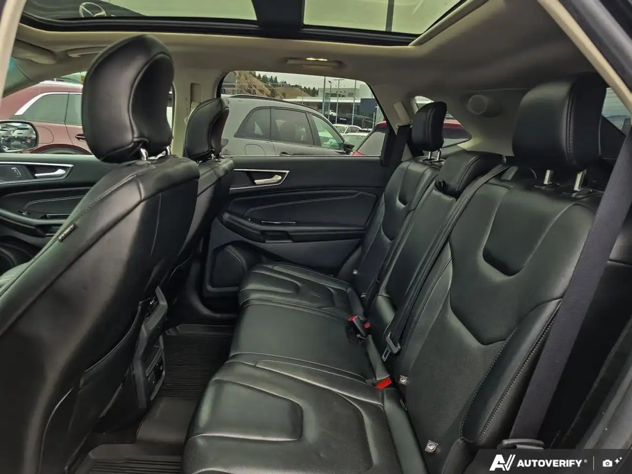 Ford Edge photo Ford Edge