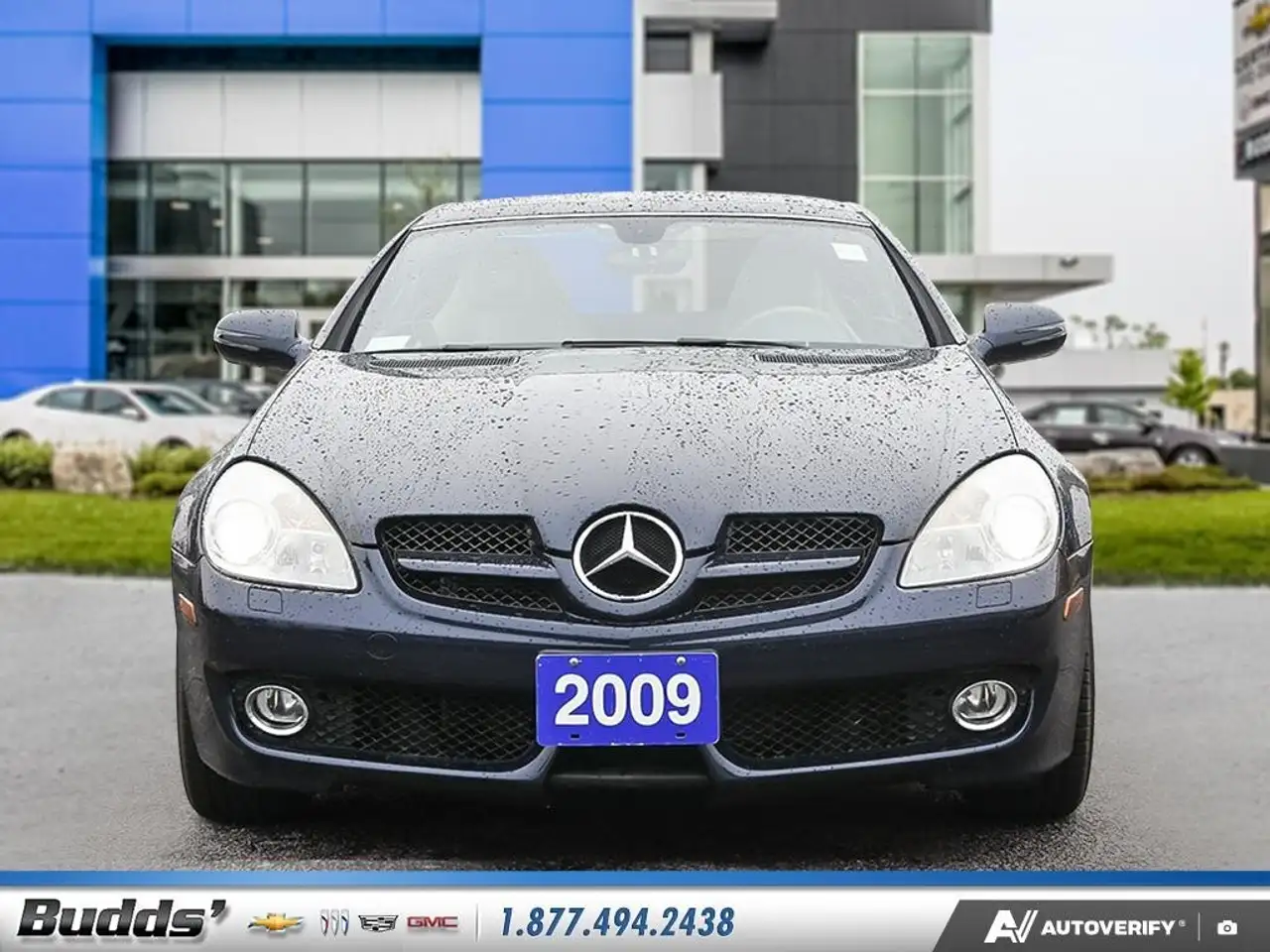 Mercedes-Benz SLK снимка Mercedes-Benz SLK