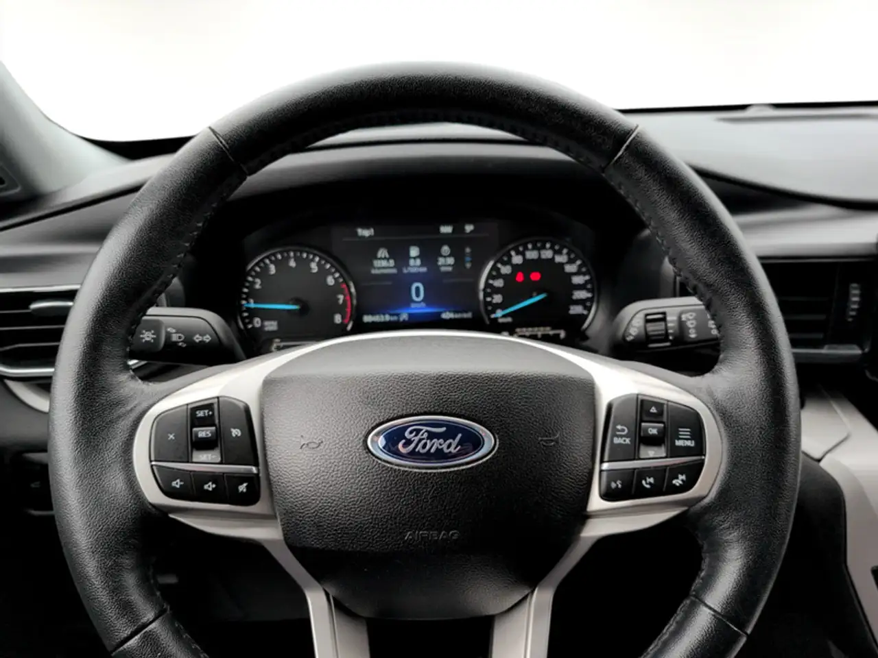 Ford Explorer photo Ford Explorer