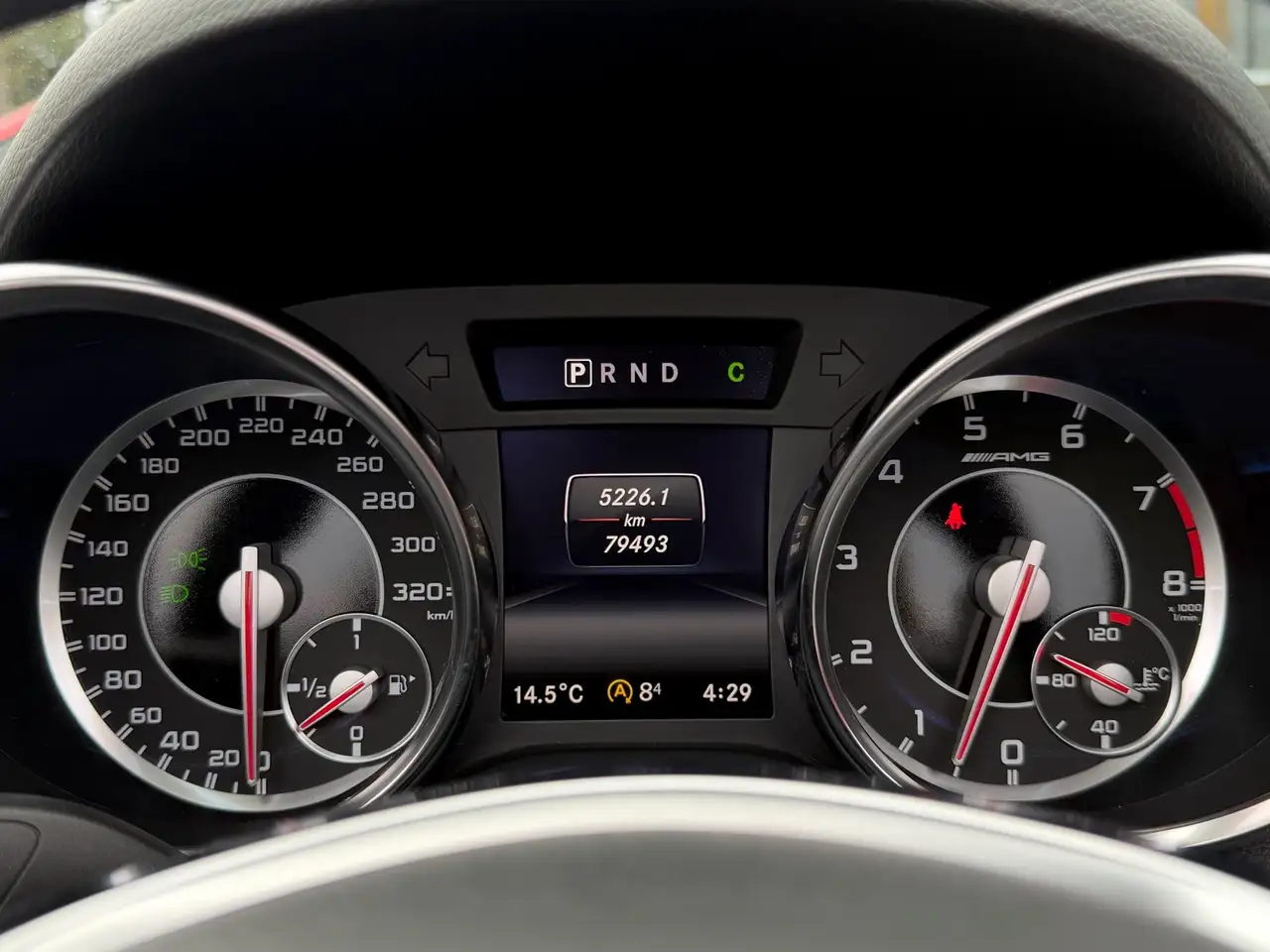 Mercedes-Benz SLK снимка Mercedes-Benz SLK