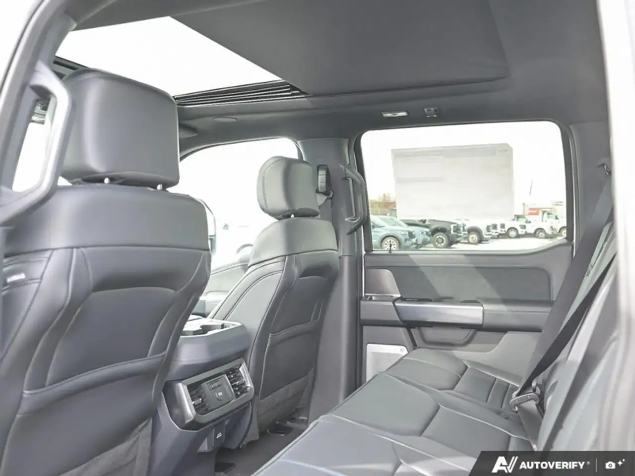 Ford F 350 снимка Ford F 350
