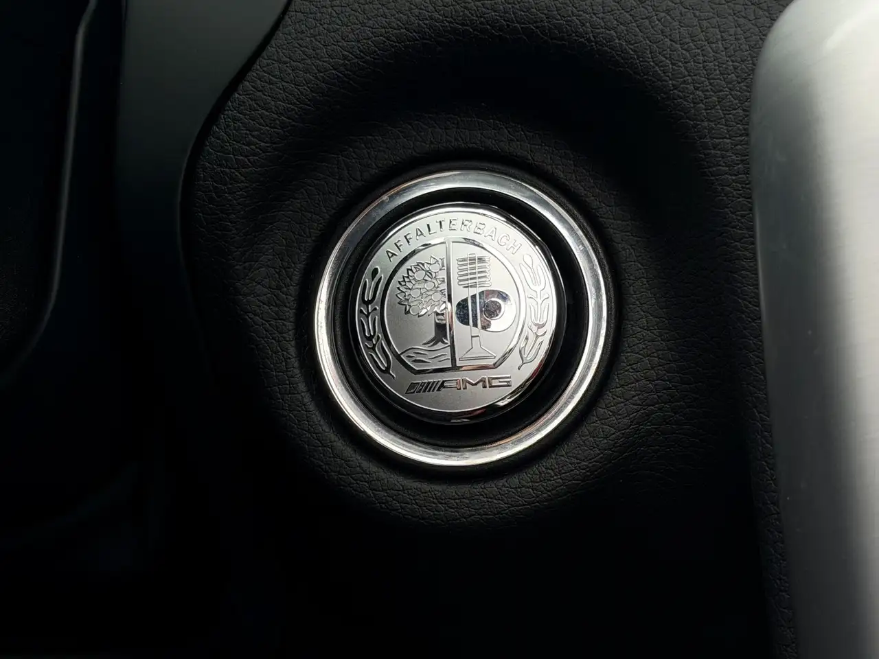 Mercedes-Benz SLK снимка Mercedes-Benz SLK