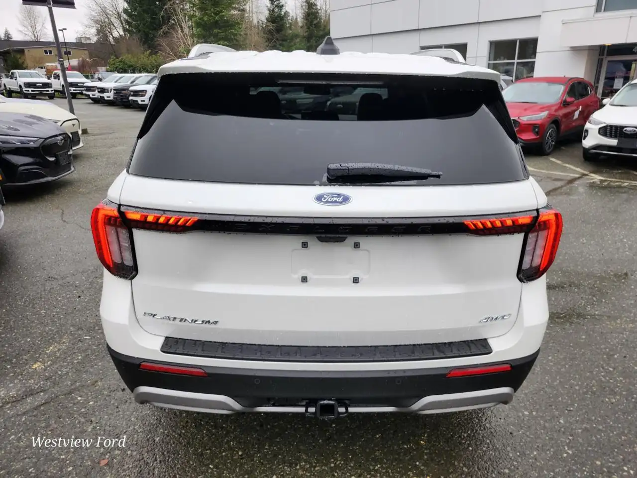 Ford Explorer снимка Ford Explorer