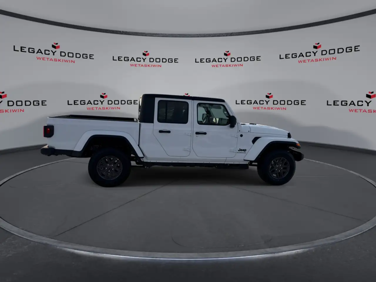 Jeep Gladiator снимка Jeep Gladiator