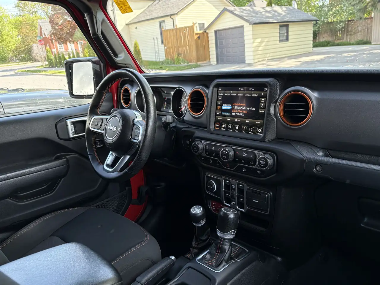 Jeep Gladiator снимка Jeep Gladiator