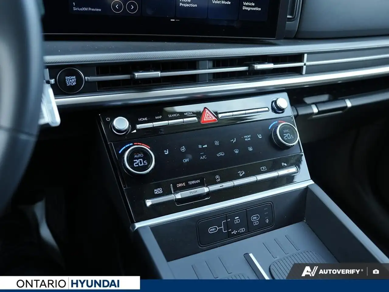 Hyundai SANTA FE photo Hyundai SANTA FE
