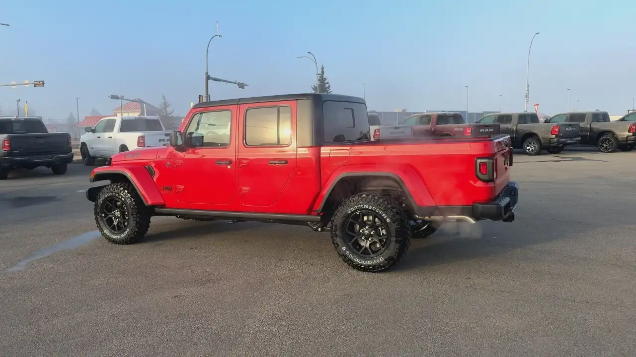Jeep Gladiator photo Jeep Gladiator