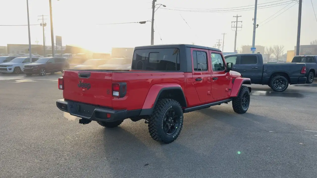 Jeep Gladiator photo Jeep Gladiator