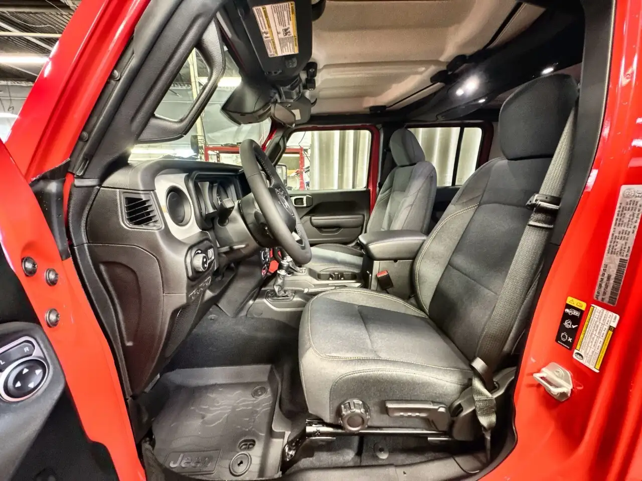Jeep Gladiator photo Jeep Gladiator