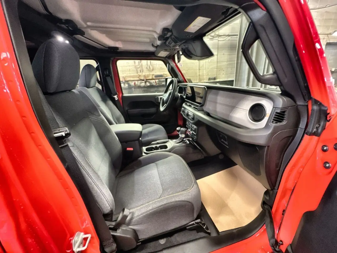 Jeep Gladiator photo Jeep Gladiator