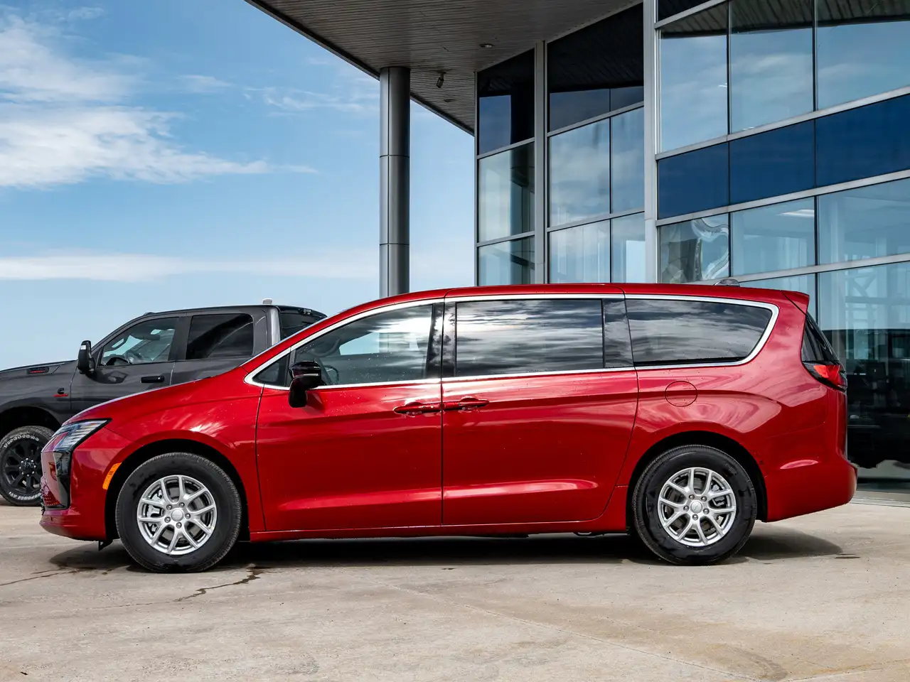 Chrysler Pacifica снимка Chrysler Pacifica