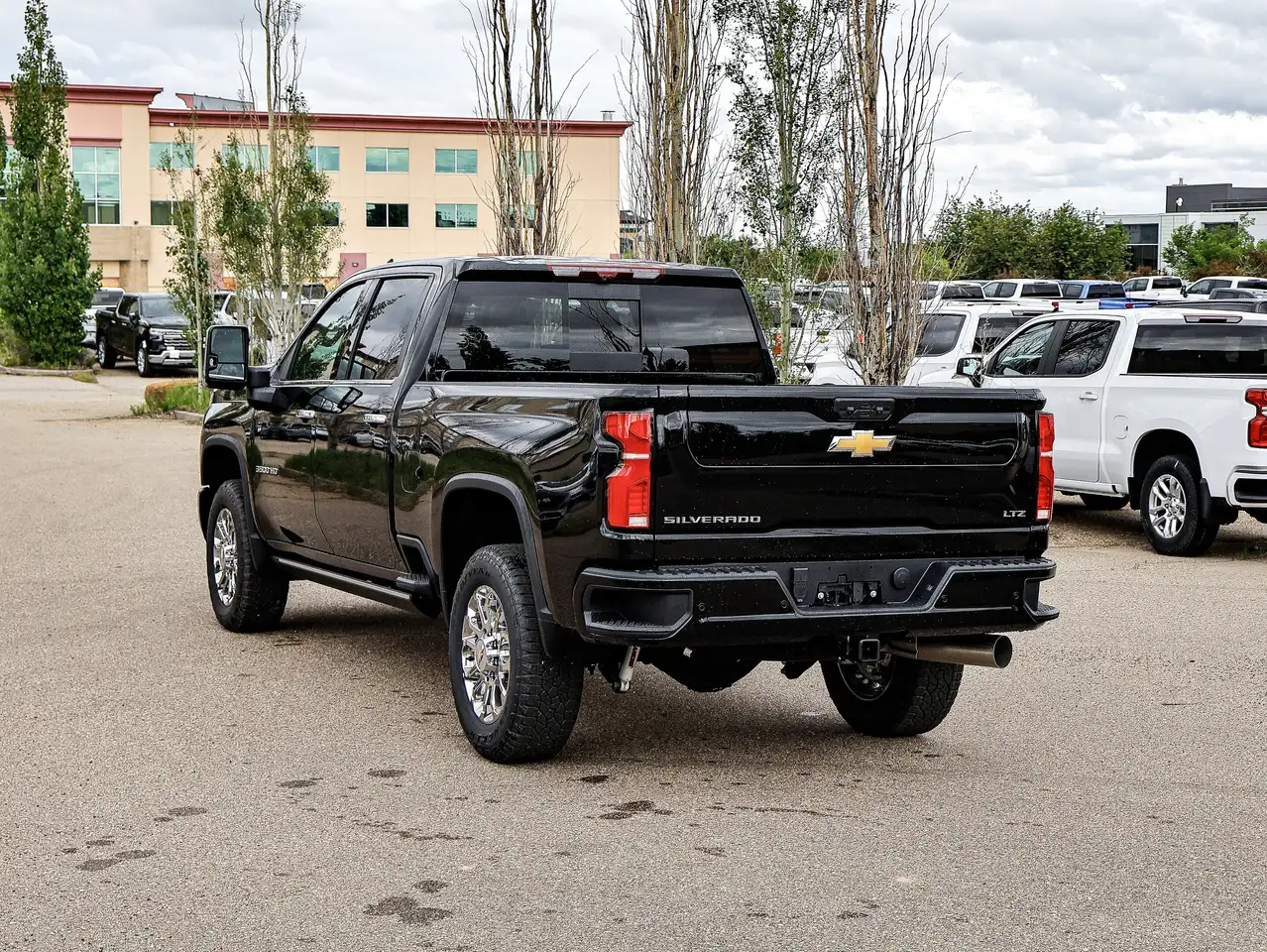 Chevrolet Silverado 3500 снимка Chevrolet Silverado 3500