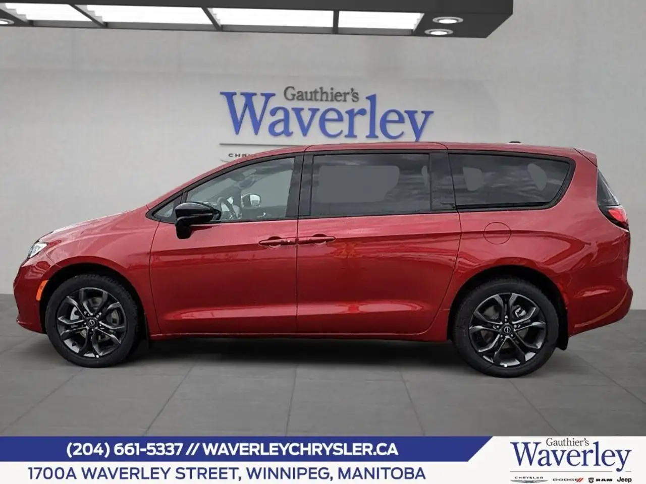 Chrysler Pacifica снимка Chrysler Pacifica