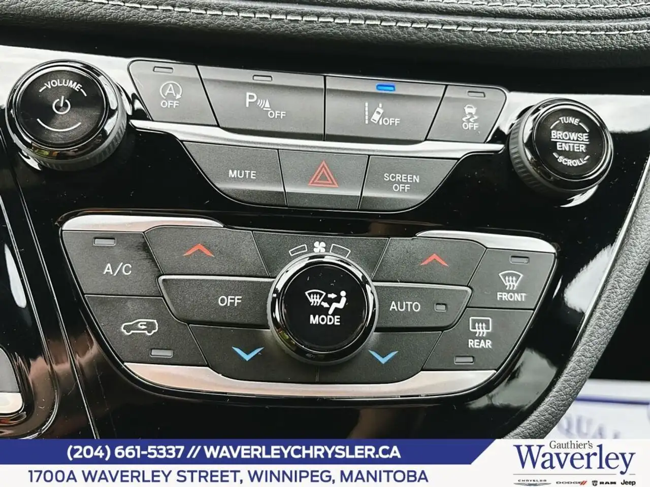 Chrysler Pacifica снимка Chrysler Pacifica