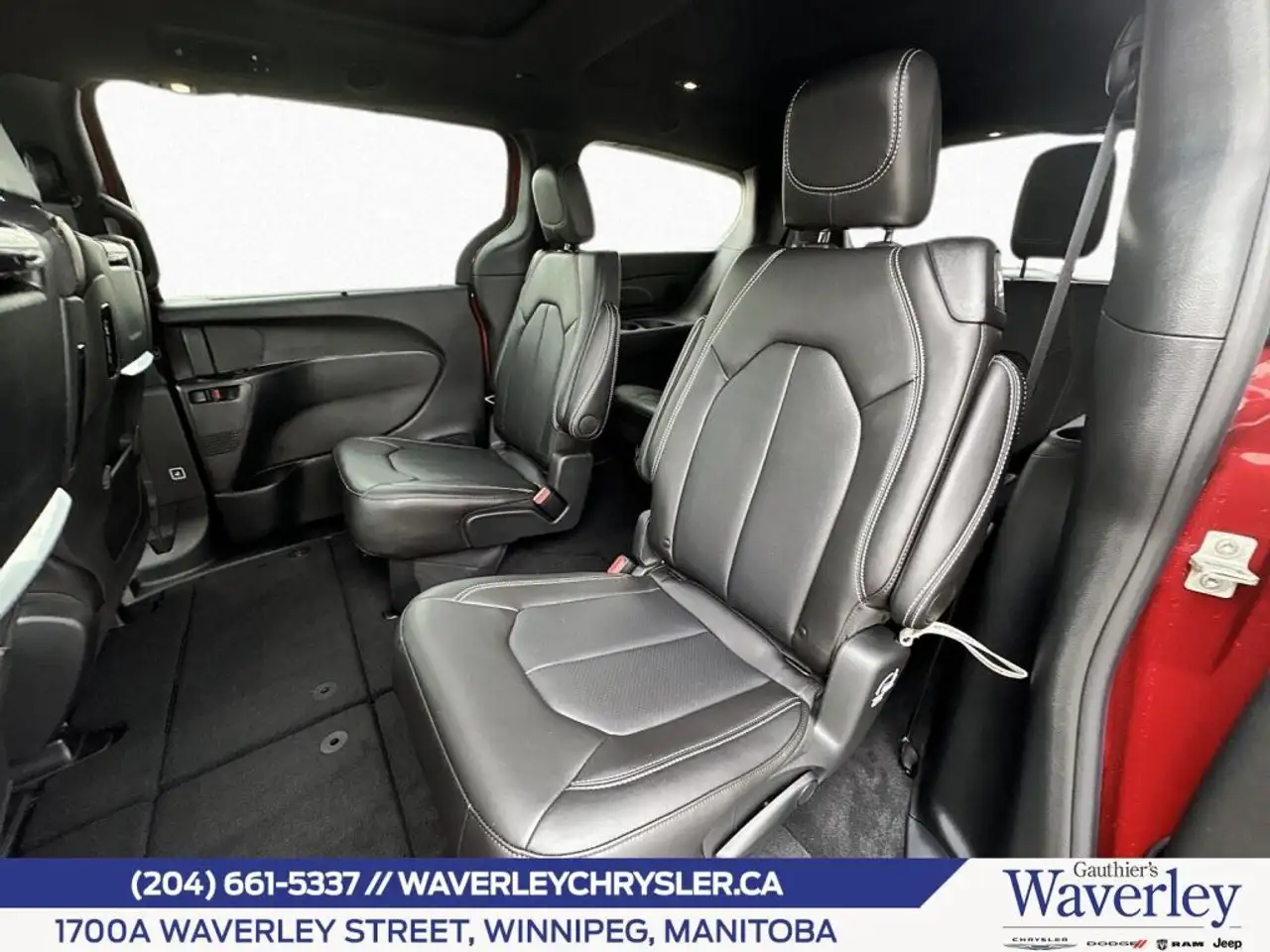 Chrysler Pacifica снимка Chrysler Pacifica