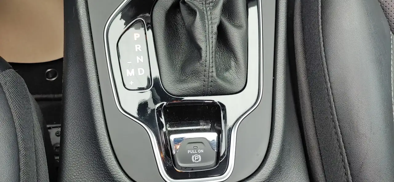 Jeep Cherokee снимка Jeep Cherokee