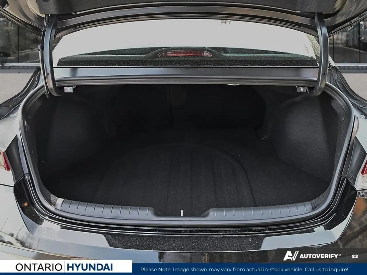 Hyundai ELANTRA снимка Hyundai ELANTRA