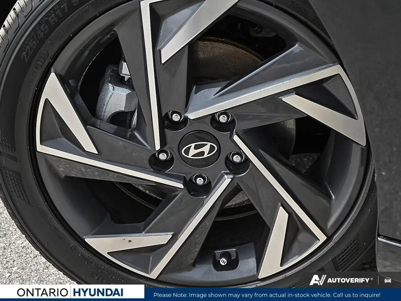 Hyundai ELANTRA снимка Hyundai ELANTRA