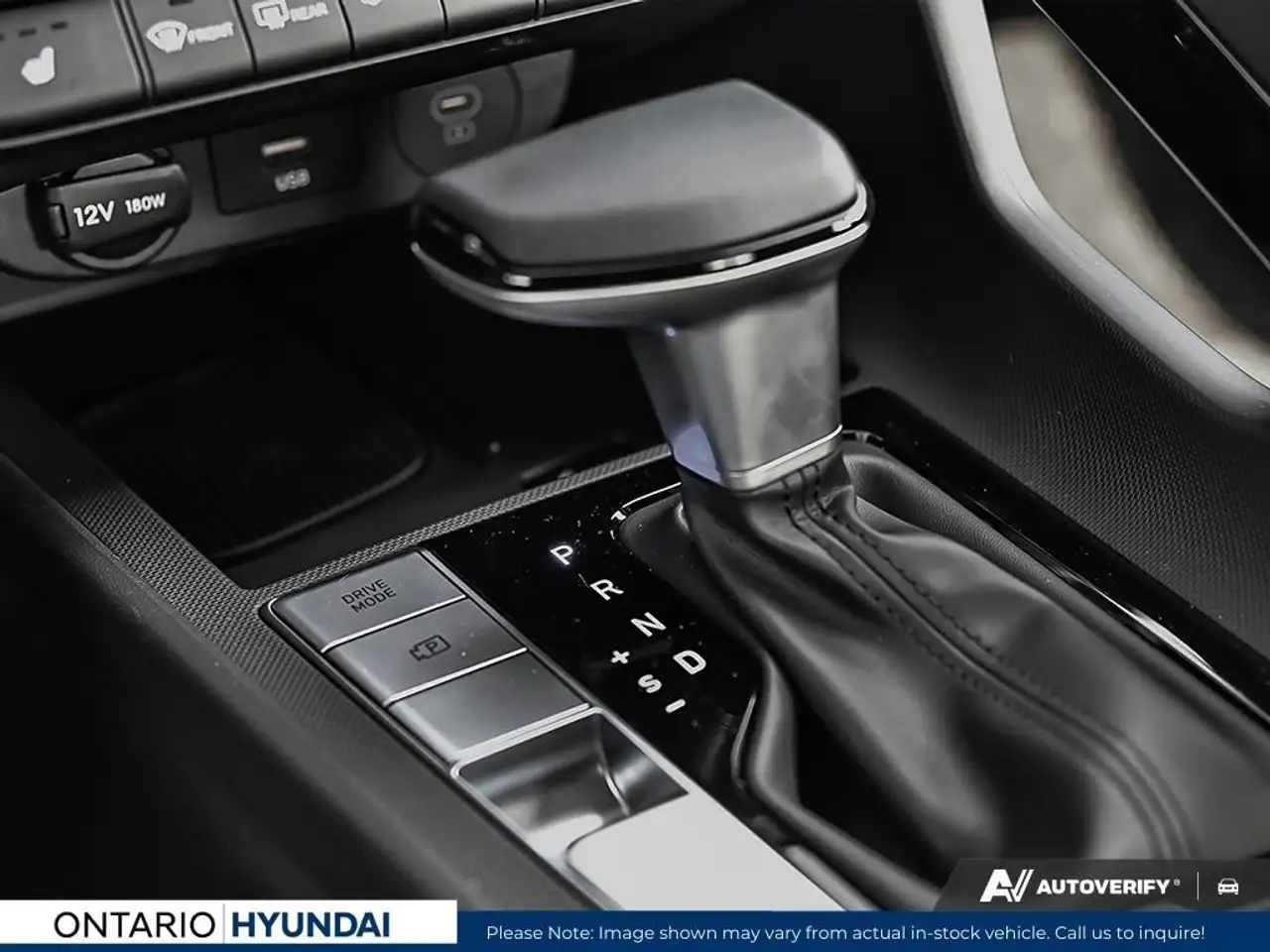 Hyundai ELANTRA снимка Hyundai ELANTRA