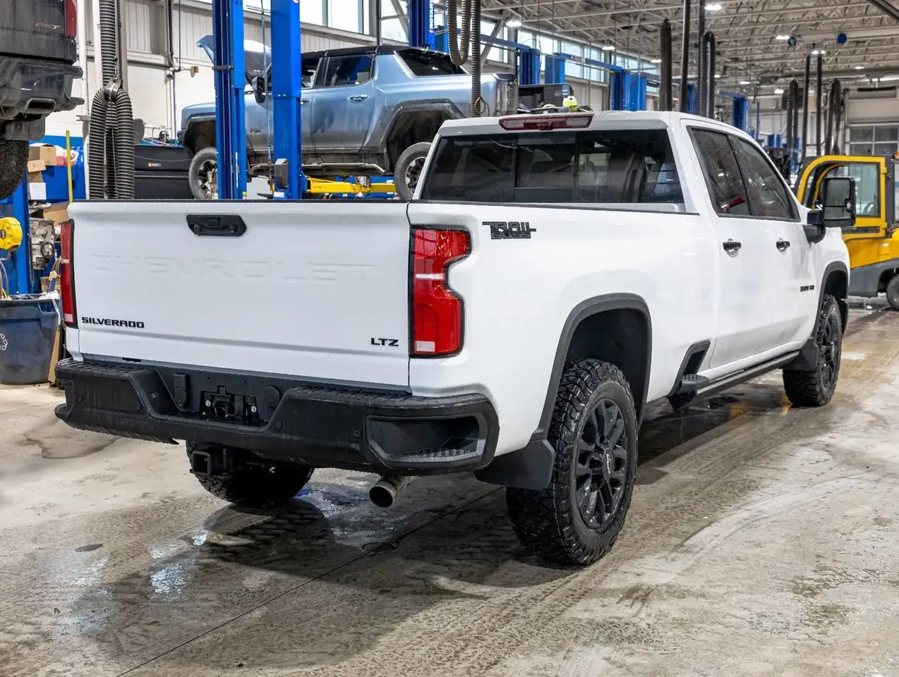 Chevrolet Silverado 3500 снимка Chevrolet Silverado 3500