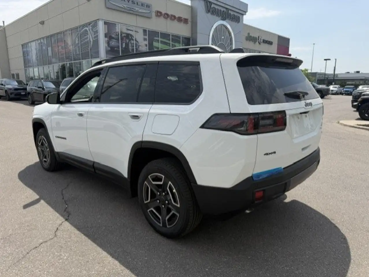 Jeep Cherokee снимка Jeep Cherokee